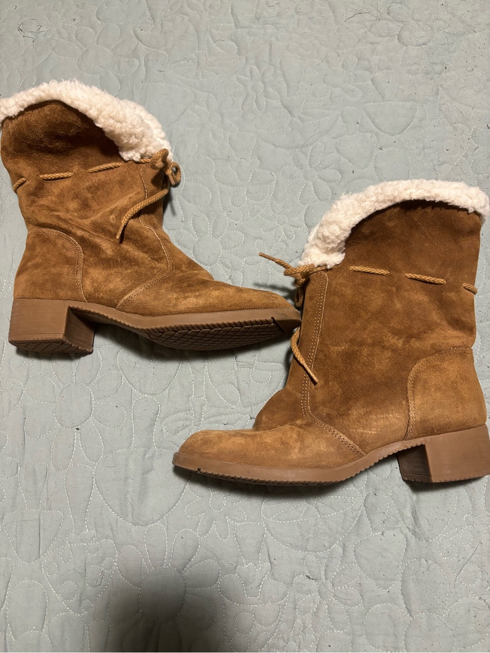 HUSH PUPPIES Women’s Tan Suede Shearling-Lined Boots Size 8 - Picture 8 of 9